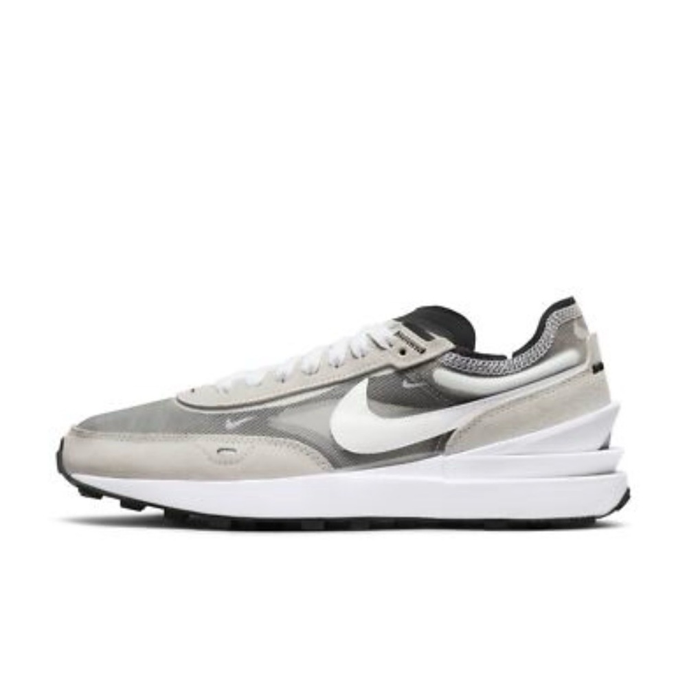 Nike Waffle One Women’s Sneakers – Light Grey/White – Size 10 – Retro Runner